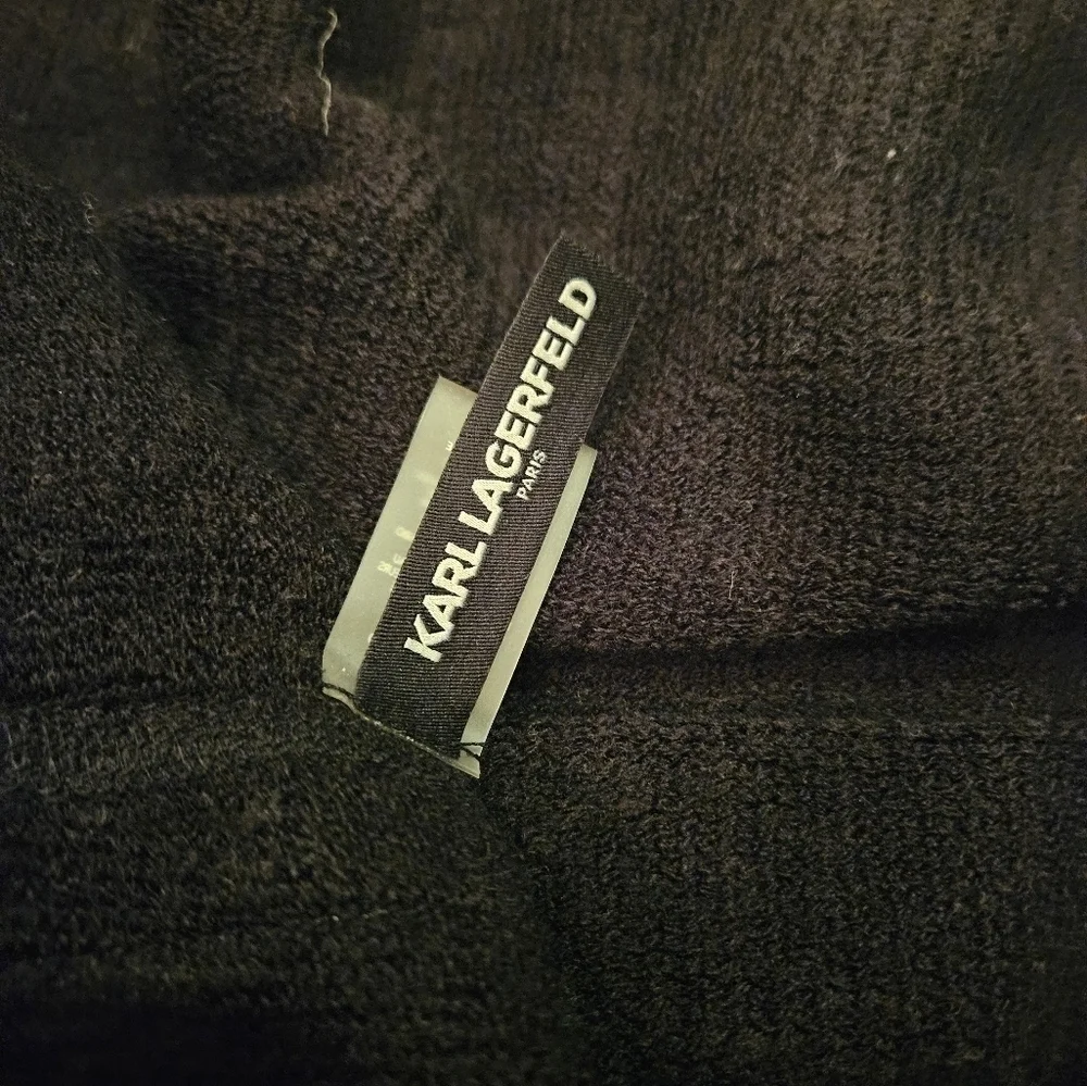 KARL LAGERFELD INFINITY SCARF